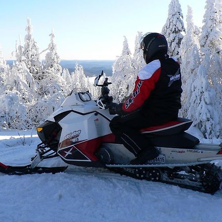 La Cuillere A Pot Hotel Saint-Donat-de-Montcalm Eksteriør billede
