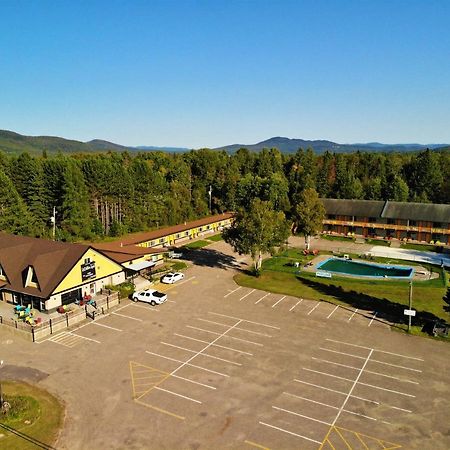 La Cuillere A Pot Hotel Saint-Donat-de-Montcalm Eksteriør billede