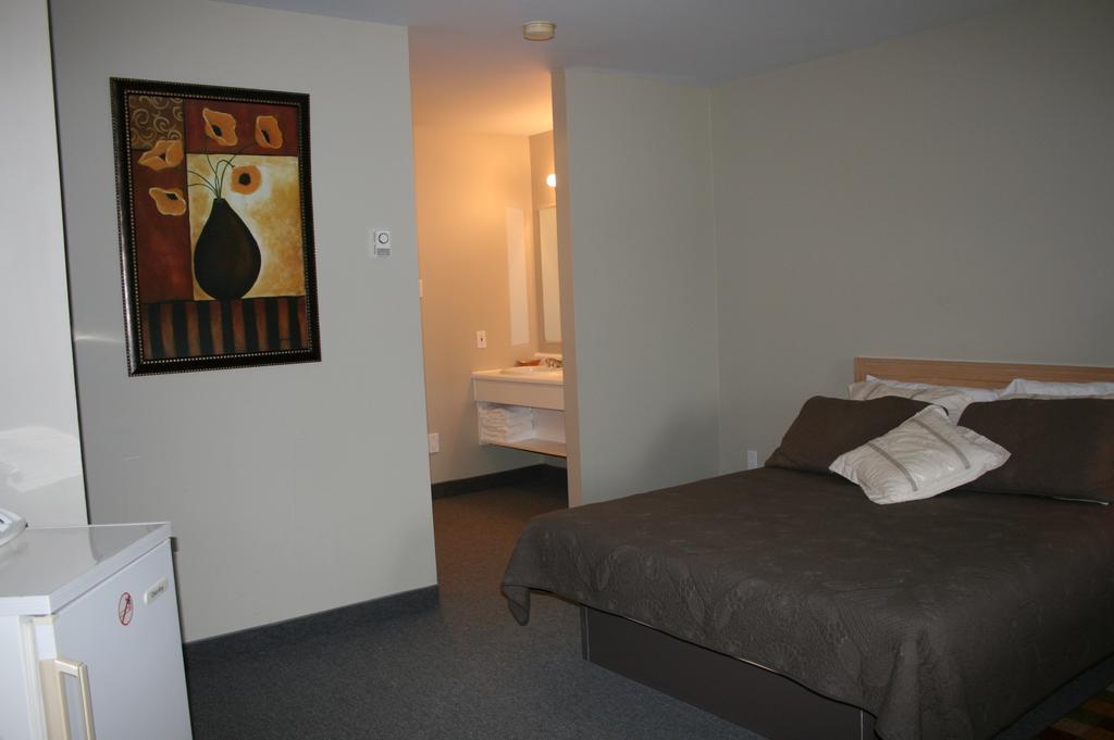 La Cuillere A Pot Hotel Saint-Donat-de-Montcalm Værelse billede